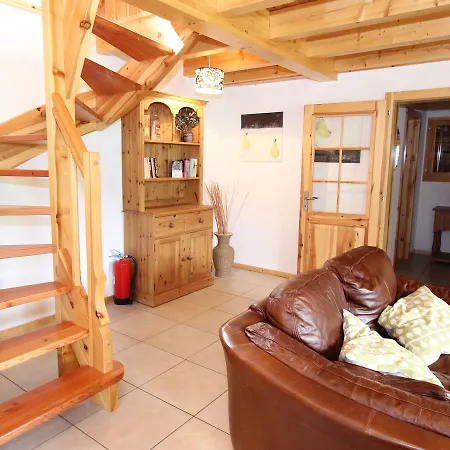 Stylish Chalet With Panoramic Mountain View In *